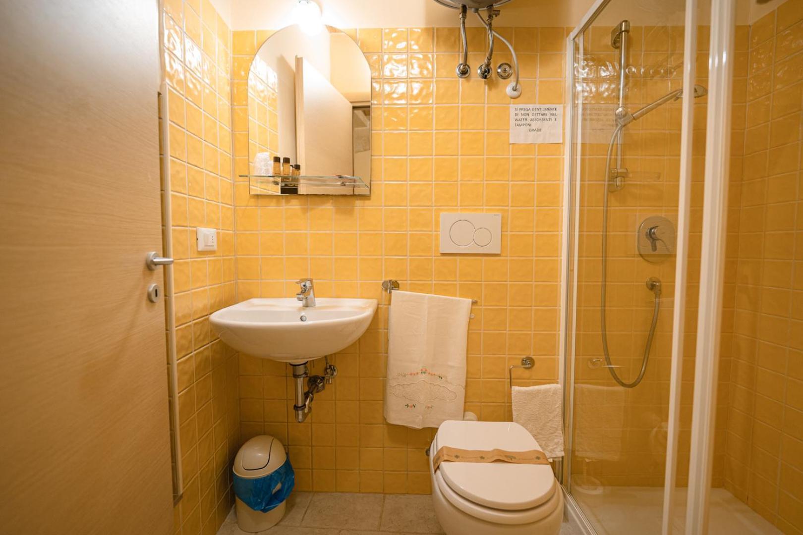 La Piccola Torre Otel Bisceglie Oda fotoğraf