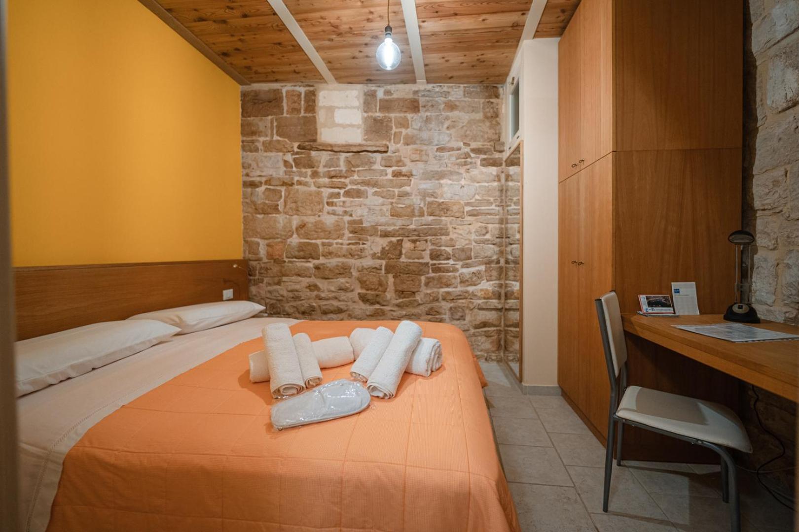 La Piccola Torre Otel Bisceglie Dış mekan fotoğraf