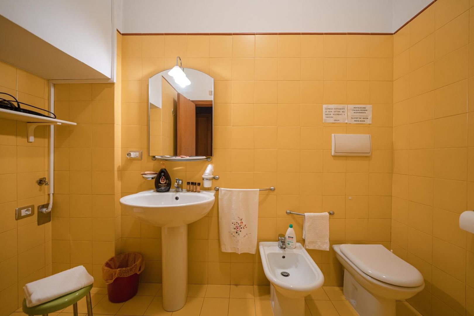 La Piccola Torre Otel Bisceglie Dış mekan fotoğraf